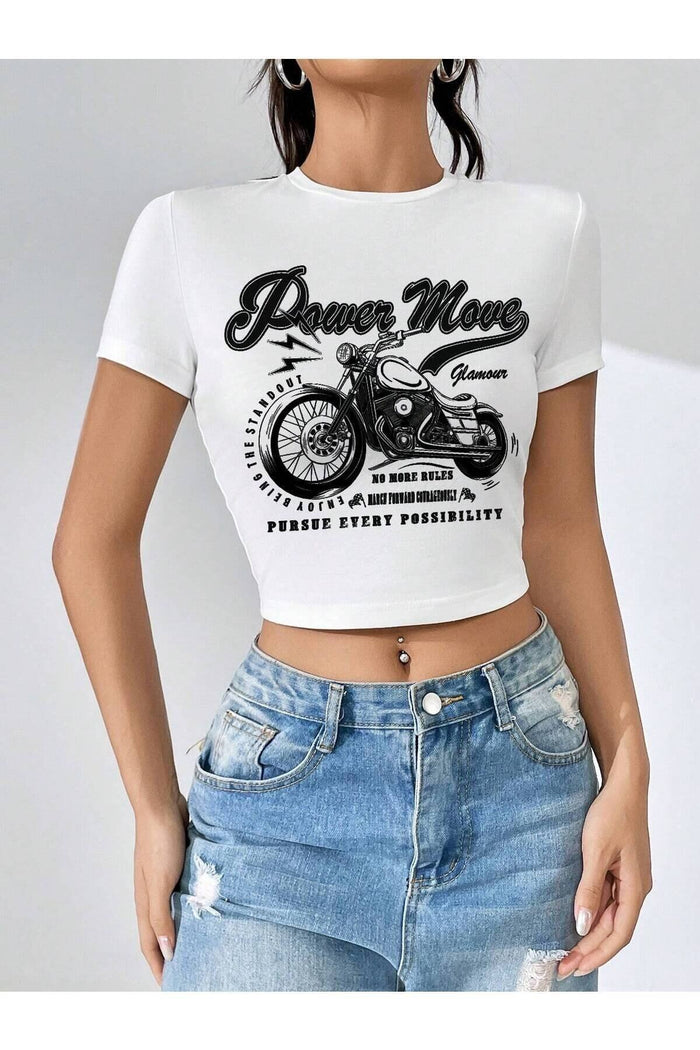 Kadın Beyaz Baskılı Kısa Kollu Vücuda Oturan Crop Top