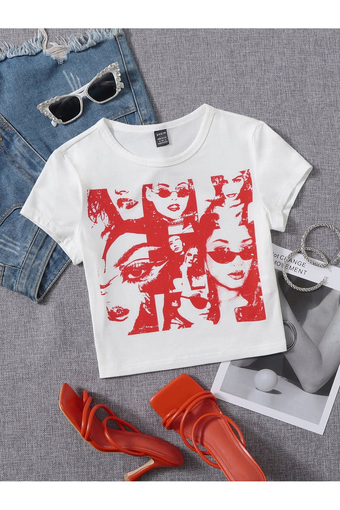 Kadın Beyaz Baskılı Kısa Kollu Crop Bluz
