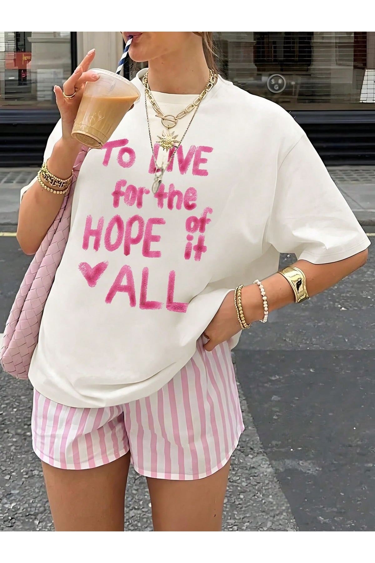 Oversize Kesim Kısa Kollu Baskılı T-shirt