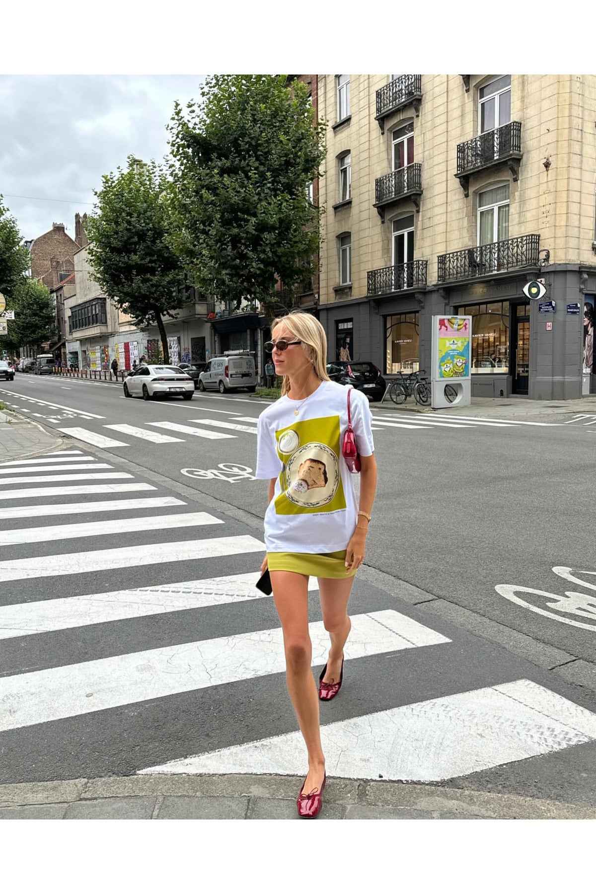 Amalfi Serisi Beyaz Organik Pamuk Oversize Kesim Kısa Kollu T-shirt