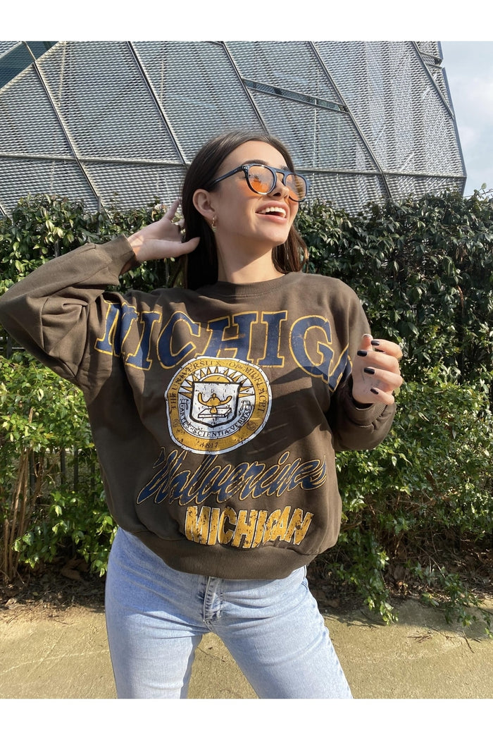 Kadın Haki Renk Oversize Kesim Bisiklet Yaka Michigan Baskılı Üç Iplik Sweatshirt