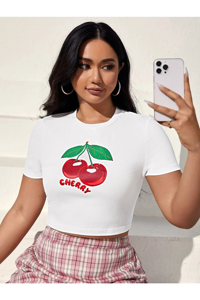 Kadın Beyaz Baskılı Kısa Kollu Vücuda Oturan Crop Top