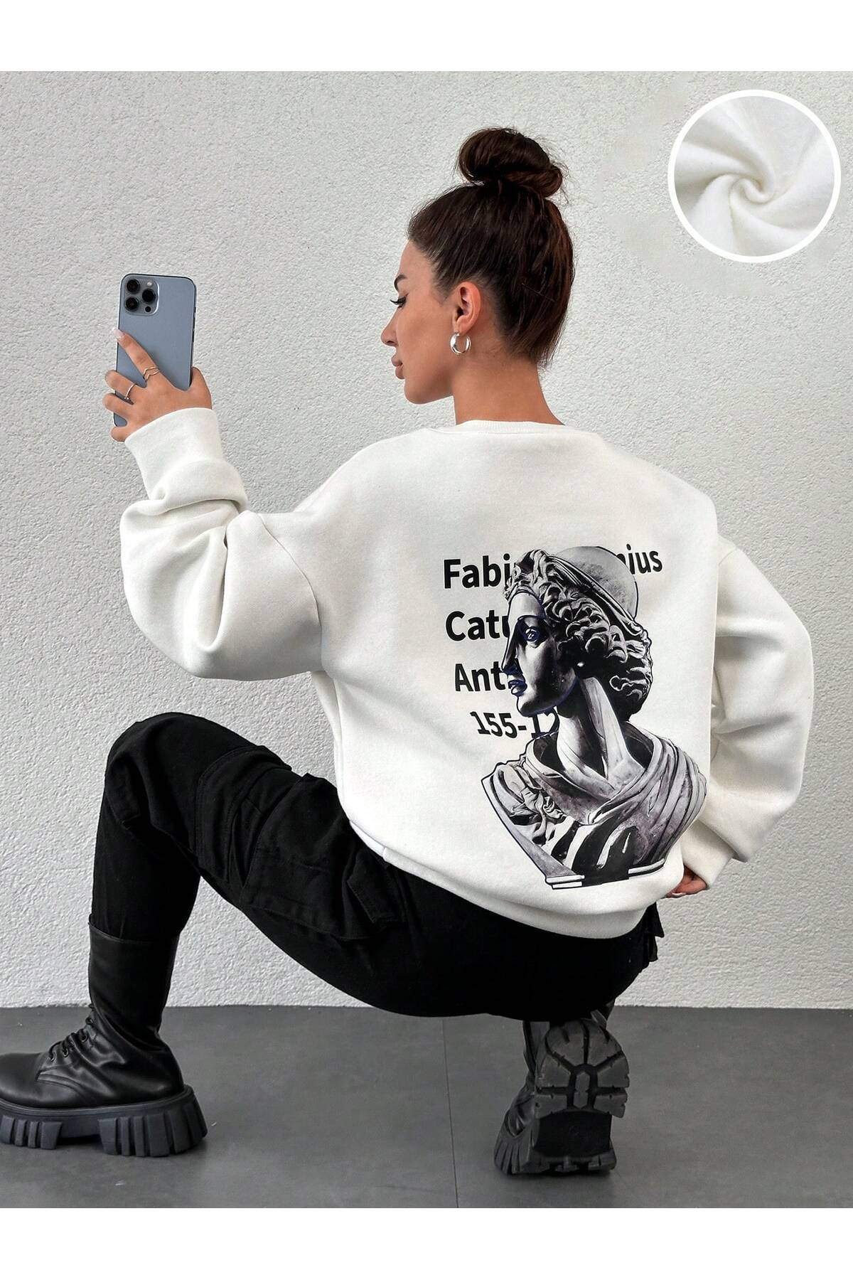 Oversize Kesim Cartoon Baskılı Uzun Kollu Şardonlu Sweatshirt