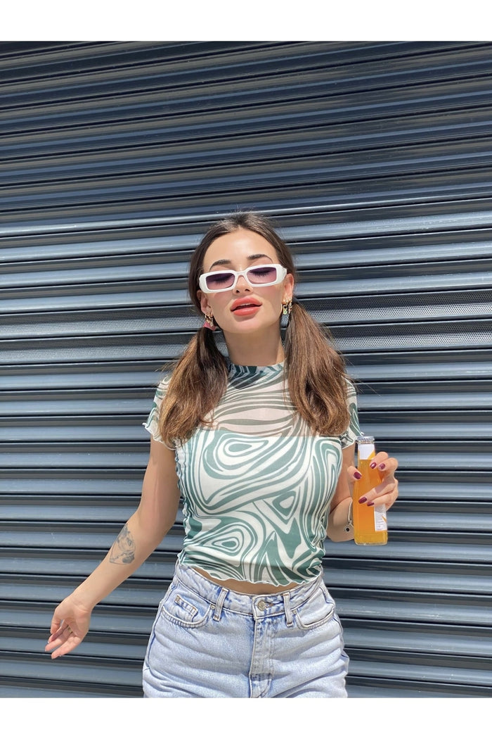 Kadın Kısa Kollu Siyah Crop Top Bisiklet Yaka Siyah Tül Bluz