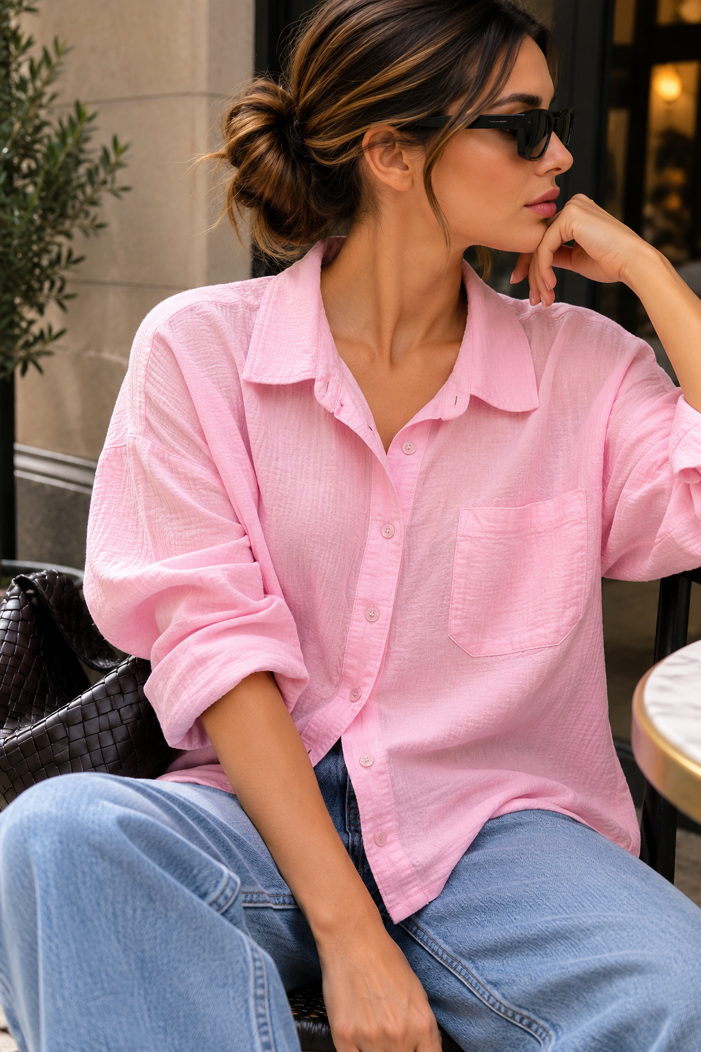 Pembe Cep Detaylı Oversize Keten Gömlek